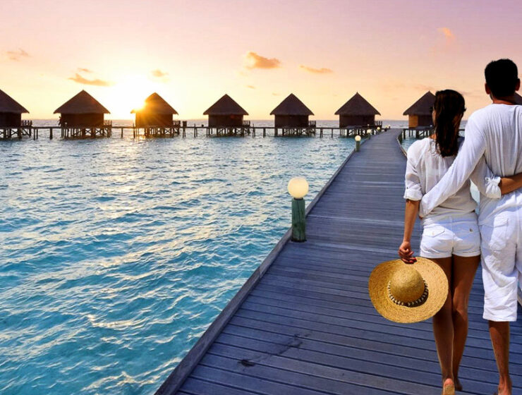 luxury travel experiences for couples in the Maldives
