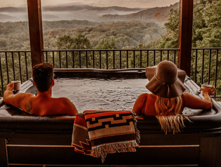 Romantic weekend getaways near mountains