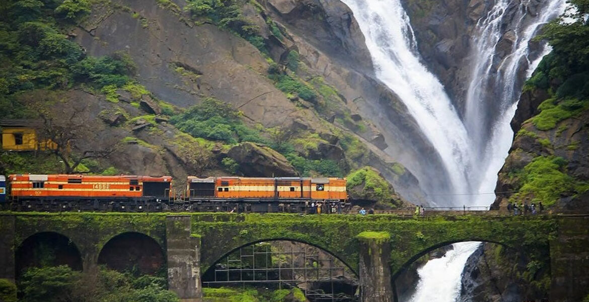 Top scenic train journeys in India