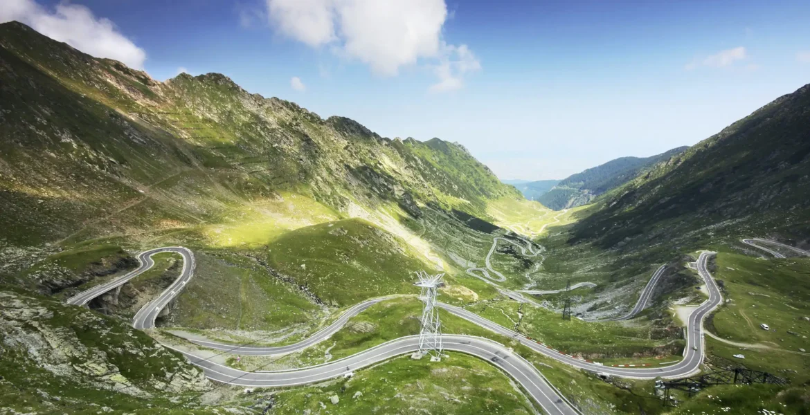 best scenic road trips for photography enthusiasts