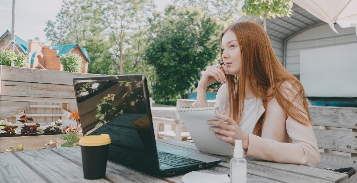 digital nomad-friendly cities with fast internet