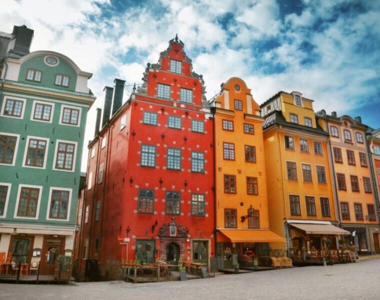 travel destinations with colorful old towns