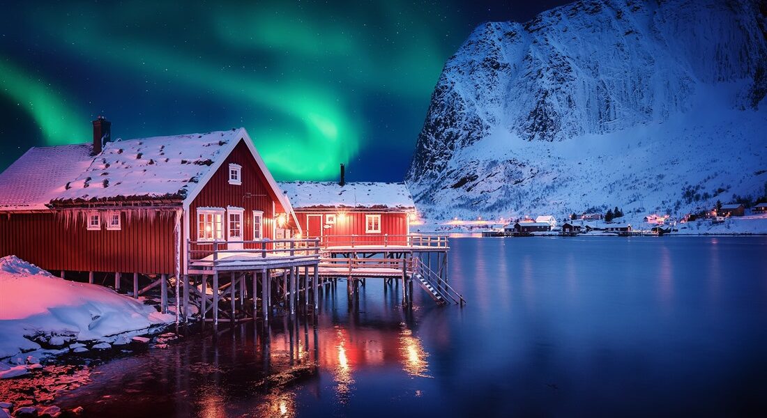 best time to see northern lights in Norway