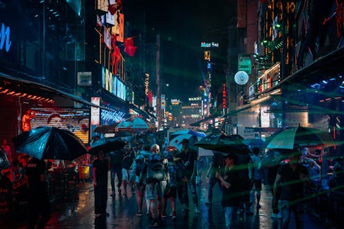 travel destinations with vibrant nightlife scenes