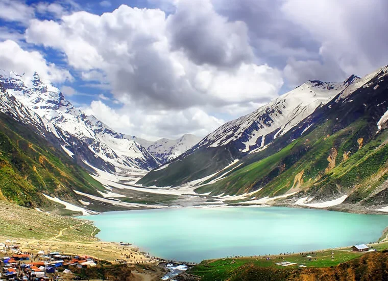 best time to visit northern areas of Pakistan for tourism