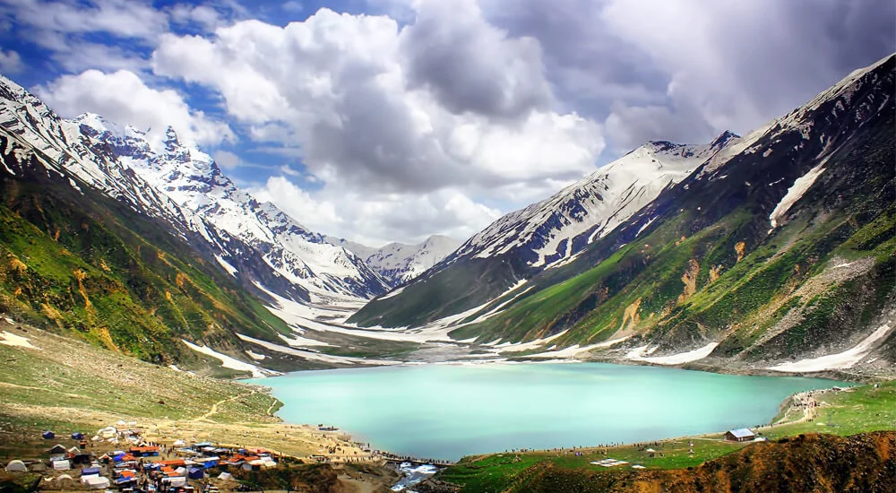 best time to visit northern areas of Pakistan for tourism