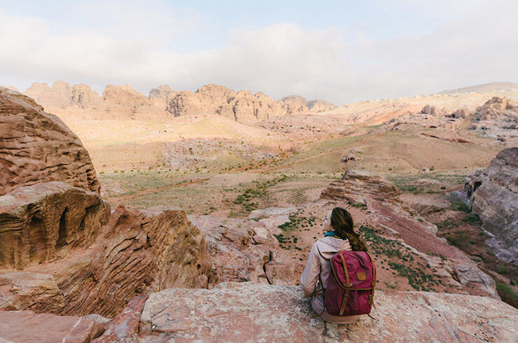 safety tips for solo female travelers visiting middle east